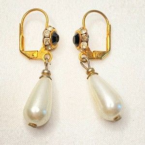 Teardrop Faux Pearl Drop Earrings Small Black Stones Hook Closure